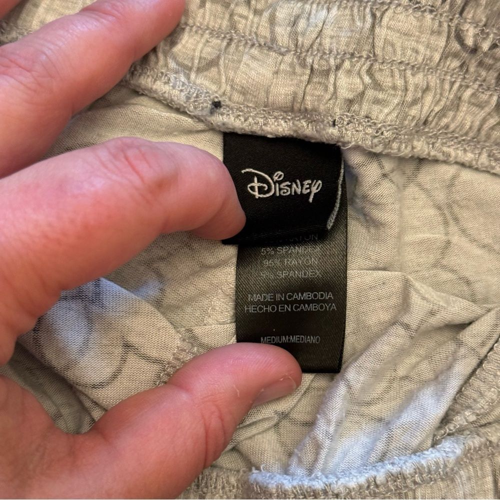 Disney Women's Mickey Mouse Gray Loungewear Pajama Set Size Medium - Picture 9 of 10